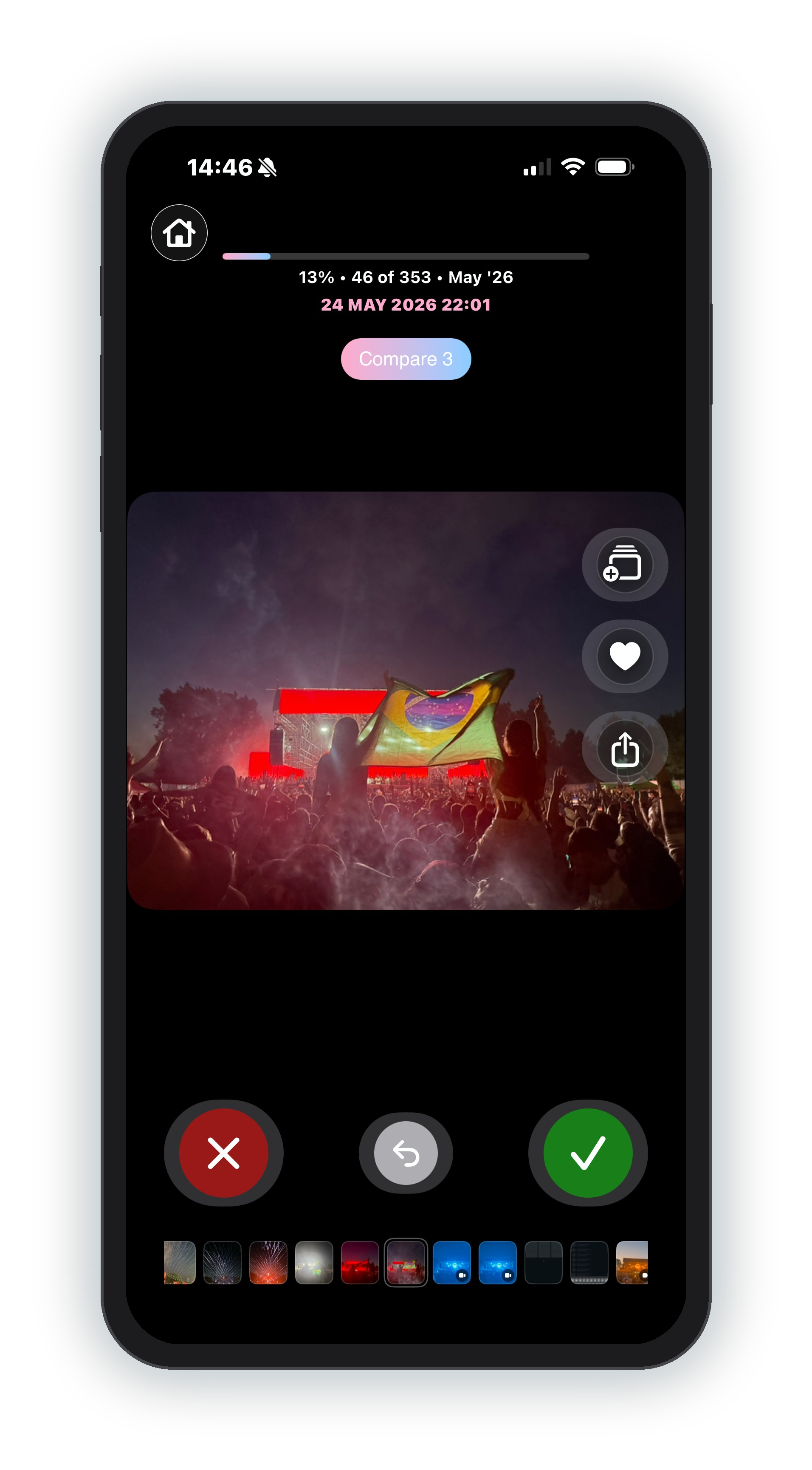 Comparing similar photos in flicpix